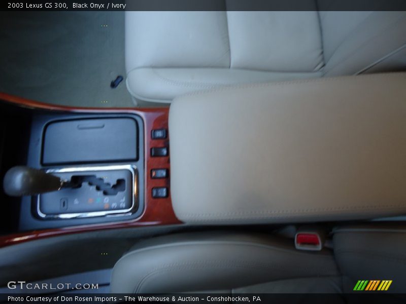 Black Onyx / Ivory 2003 Lexus GS 300