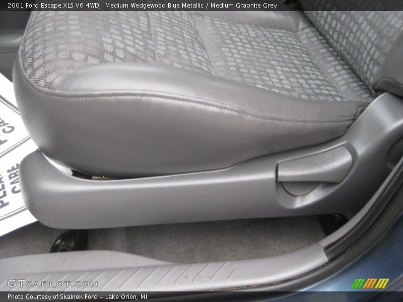 Medium Wedgewood Blue Metallic / Medium Graphite Grey 2001 Ford Escape XLS V6 4WD