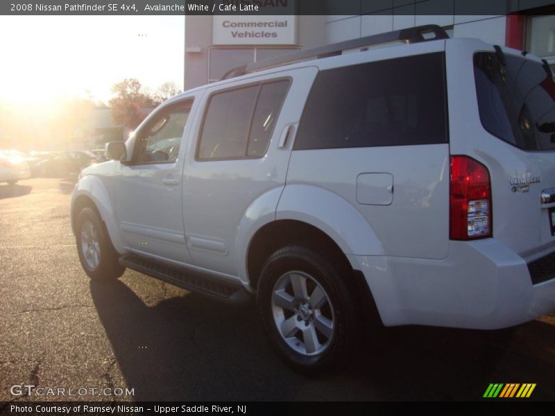 Avalanche White / Cafe Latte 2008 Nissan Pathfinder SE 4x4