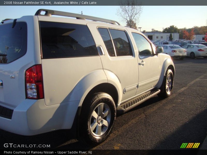 Avalanche White / Cafe Latte 2008 Nissan Pathfinder SE 4x4