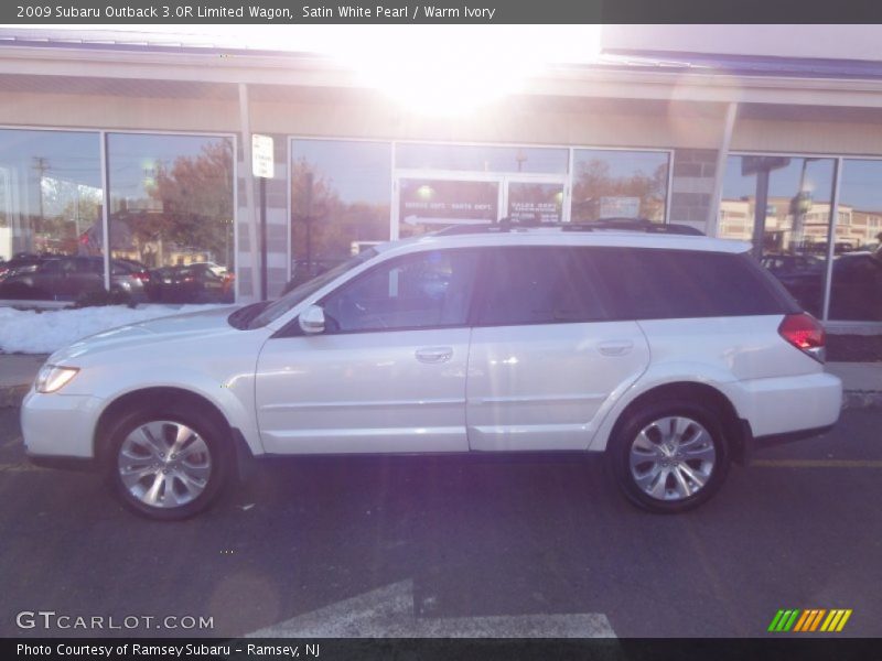 Satin White Pearl / Warm Ivory 2009 Subaru Outback 3.0R Limited Wagon