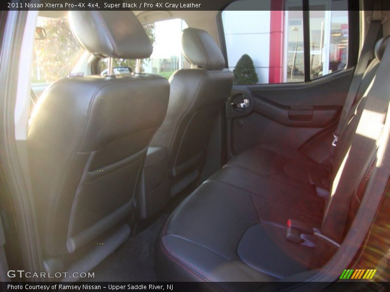 Super Black / Pro 4X Gray Leather 2011 Nissan Xterra Pro-4X 4x4