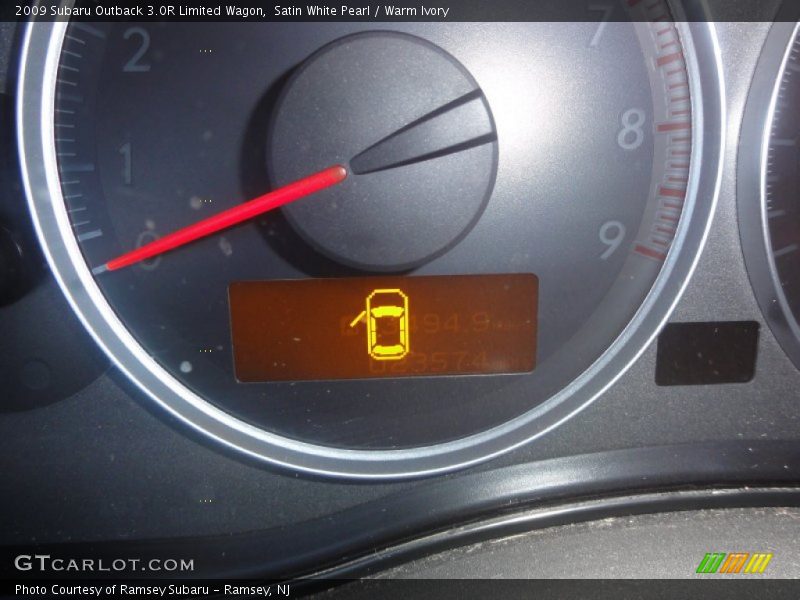Satin White Pearl / Warm Ivory 2009 Subaru Outback 3.0R Limited Wagon