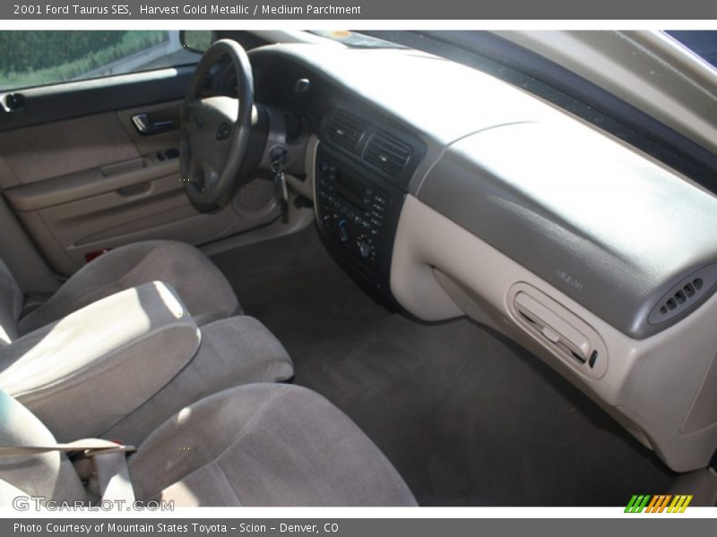 Harvest Gold Metallic / Medium Parchment 2001 Ford Taurus SES
