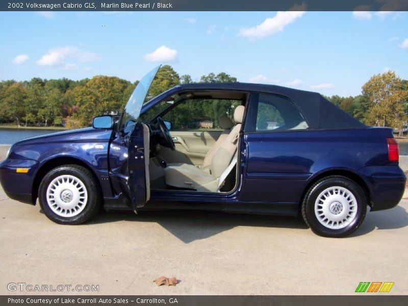 Marlin Blue Pearl / Black 2002 Volkswagen Cabrio GLS