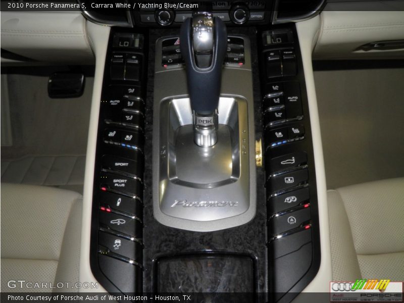 Carrara White / Yachting Blue/Cream 2010 Porsche Panamera S
