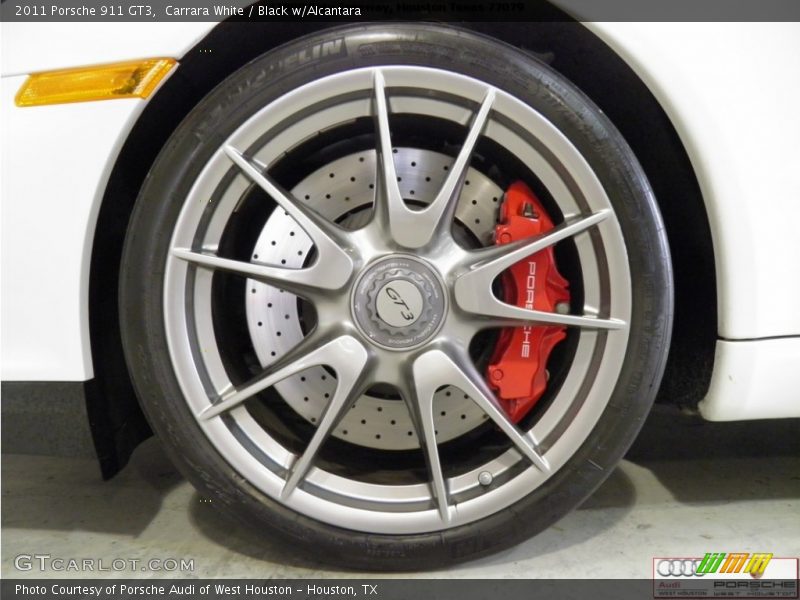 Carrara White / Black w/Alcantara 2011 Porsche 911 GT3