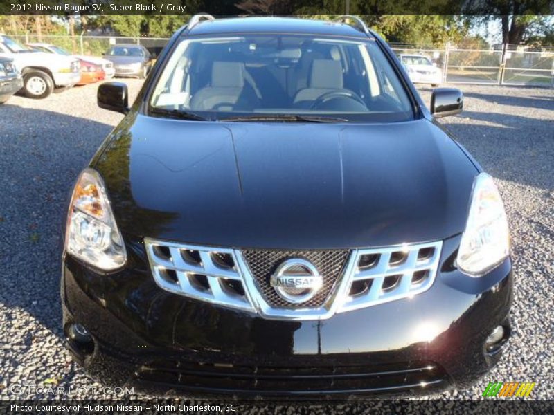 Super Black / Gray 2012 Nissan Rogue SV