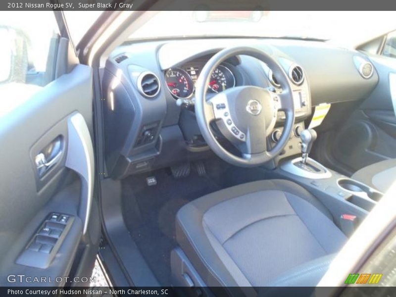 Super Black / Gray 2012 Nissan Rogue SV