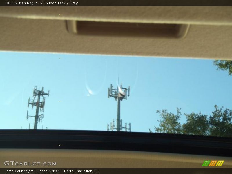 Super Black / Gray 2012 Nissan Rogue SV