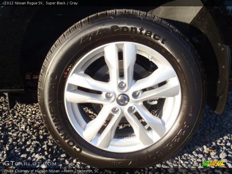 Super Black / Gray 2012 Nissan Rogue SV