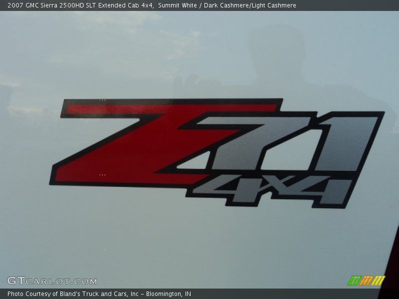 Summit White / Dark Cashmere/Light Cashmere 2007 GMC Sierra 2500HD SLT Extended Cab 4x4