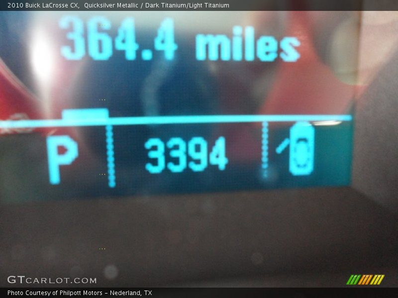 Quicksilver Metallic / Dark Titanium/Light Titanium 2010 Buick LaCrosse CX