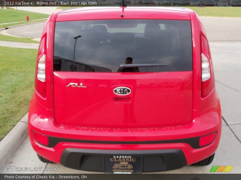Molten Red / Black Soul Logo Cloth 2012 Kia Soul +