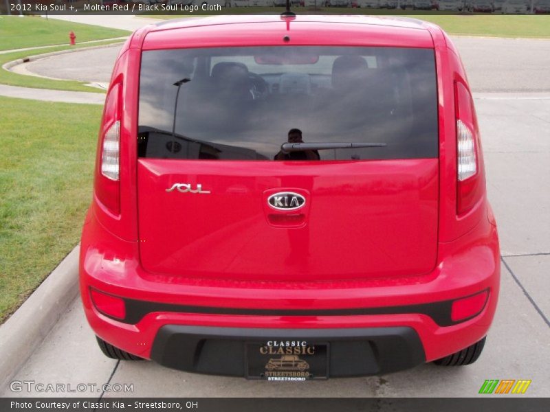 Molten Red / Black Soul Logo Cloth 2012 Kia Soul +
