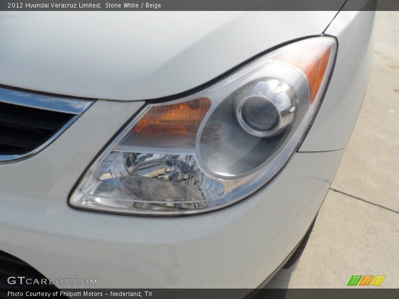 Stone White / Beige 2012 Hyundai Veracruz Limited