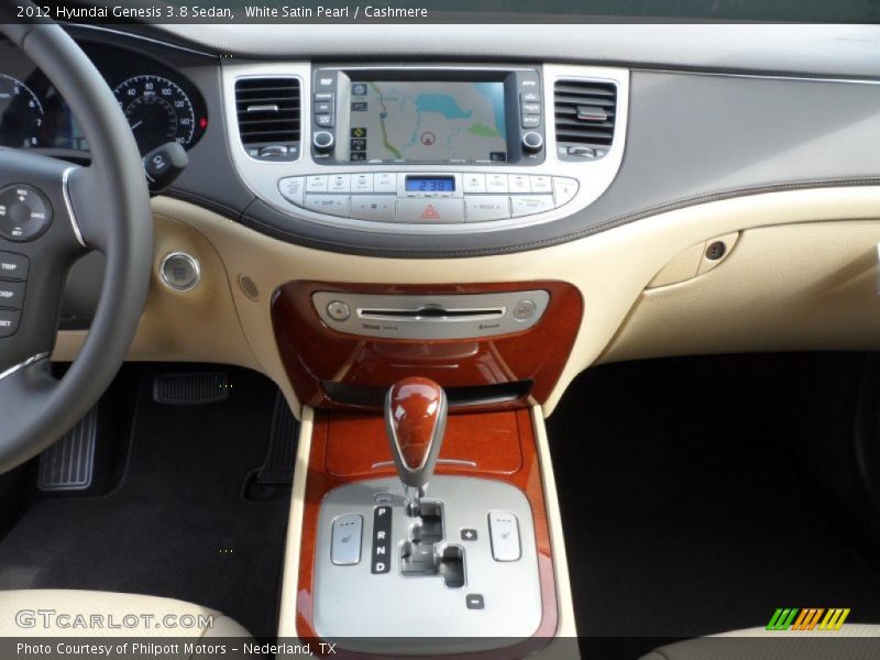 Navigation of 2012 Genesis 3.8 Sedan