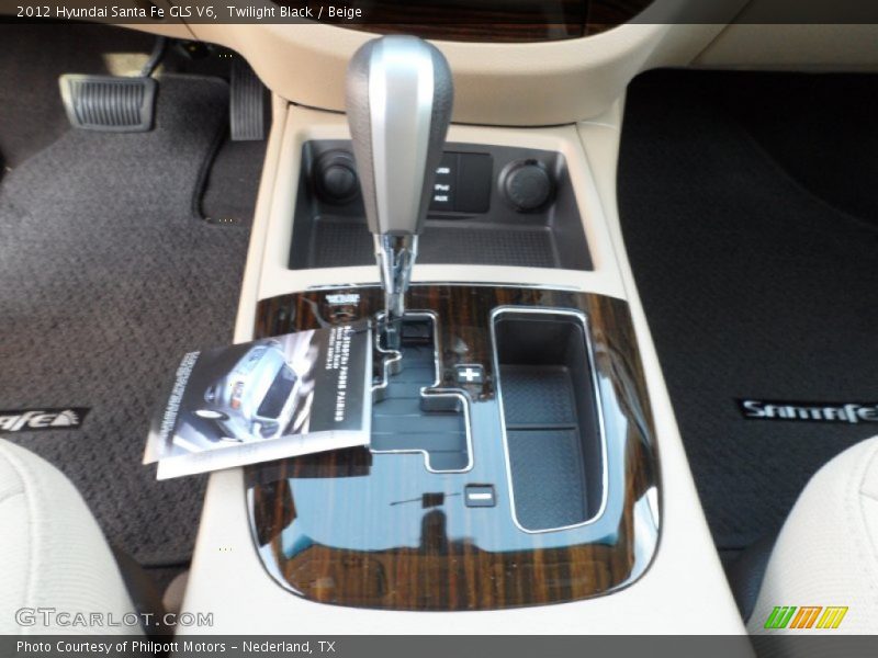  2012 Santa Fe GLS V6 6 Speed SHIFTRONIC Automatic Shifter