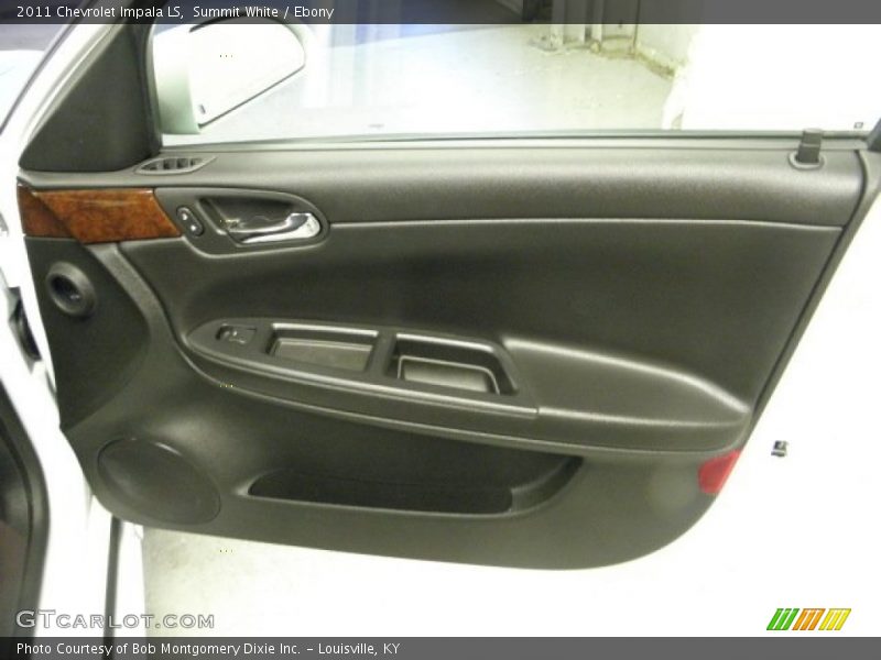 Summit White / Ebony 2011 Chevrolet Impala LS