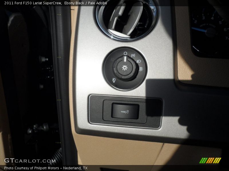 Ebony Black / Pale Adobe 2011 Ford F150 Lariat SuperCrew