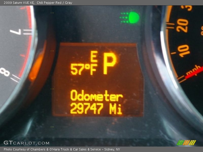 Chili Pepper Red / Gray 2009 Saturn VUE XE