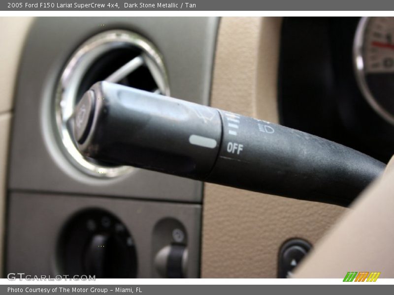Dark Stone Metallic / Tan 2005 Ford F150 Lariat SuperCrew 4x4