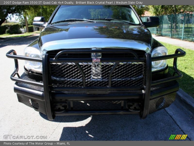 Brilliant Black Crystal Pearl / Medium Slate Gray 2007 Dodge Ram 3500 ST Quad Cab 4x4 Dually