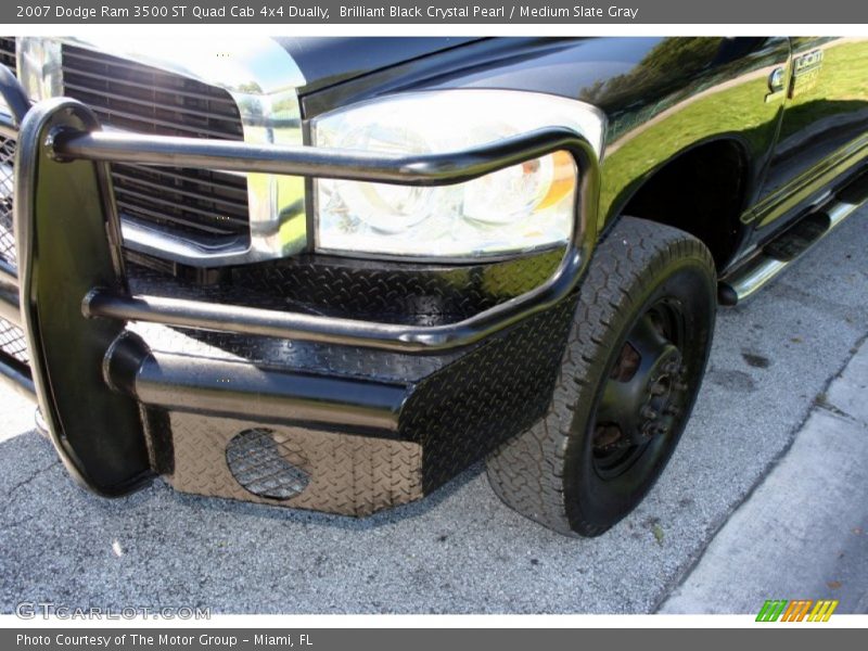 Brilliant Black Crystal Pearl / Medium Slate Gray 2007 Dodge Ram 3500 ST Quad Cab 4x4 Dually