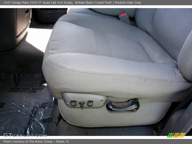 Brilliant Black Crystal Pearl / Medium Slate Gray 2007 Dodge Ram 3500 ST Quad Cab 4x4 Dually