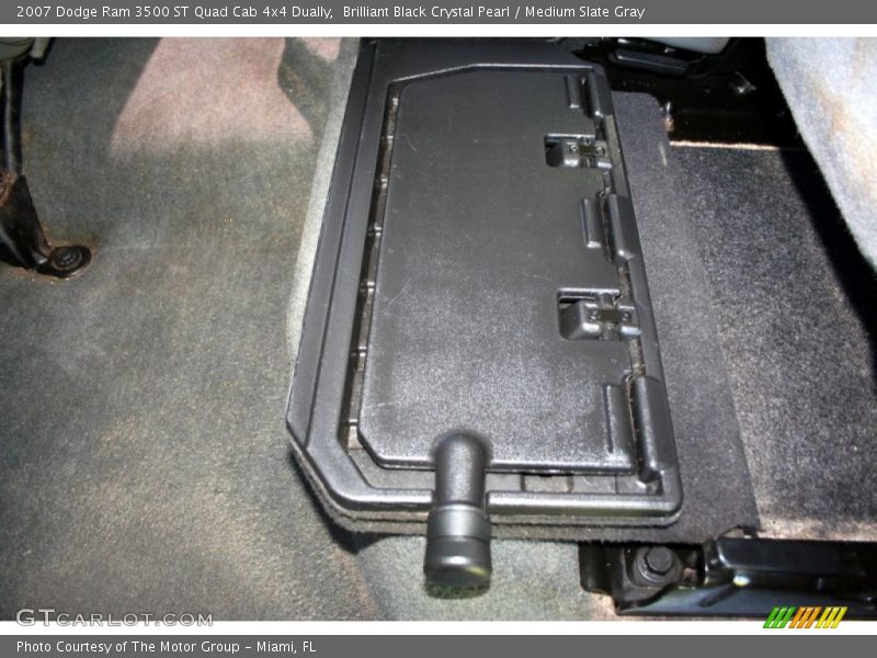 Brilliant Black Crystal Pearl / Medium Slate Gray 2007 Dodge Ram 3500 ST Quad Cab 4x4 Dually