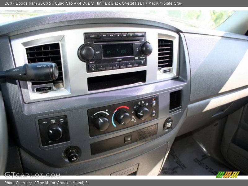 Brilliant Black Crystal Pearl / Medium Slate Gray 2007 Dodge Ram 3500 ST Quad Cab 4x4 Dually