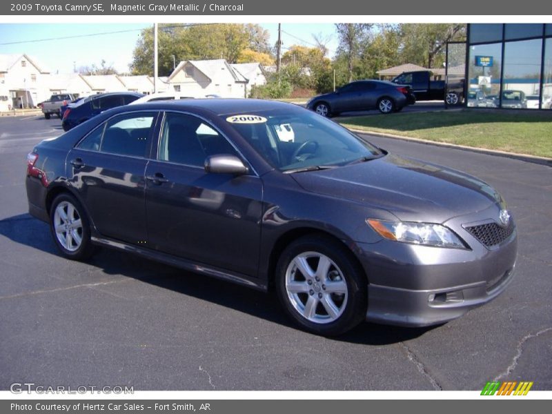 Magnetic Gray Metallic / Charcoal 2009 Toyota Camry SE