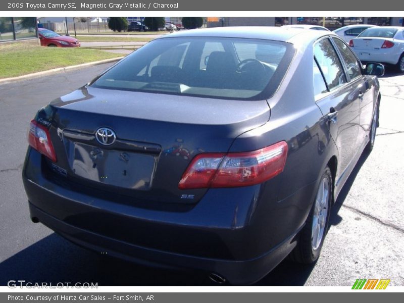 Magnetic Gray Metallic / Charcoal 2009 Toyota Camry SE