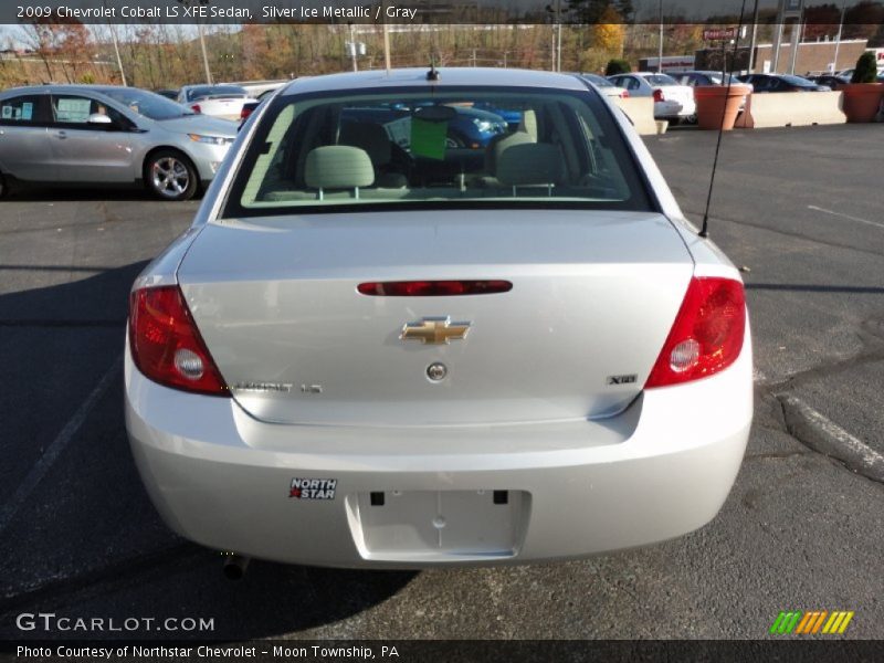 Silver Ice Metallic / Gray 2009 Chevrolet Cobalt LS XFE Sedan