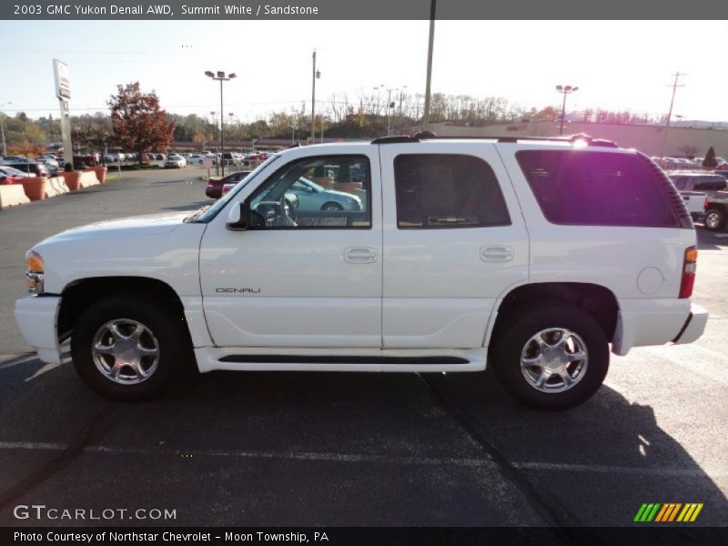 Summit White / Sandstone 2003 GMC Yukon Denali AWD