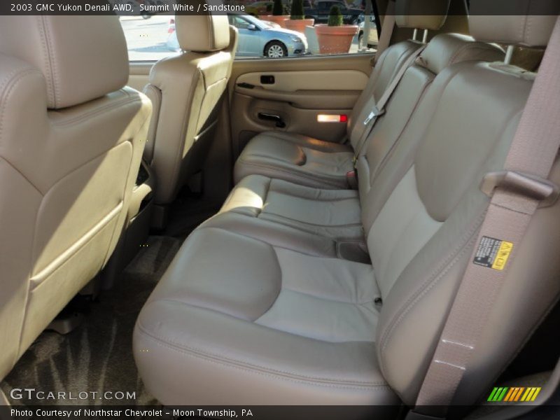 Summit White / Sandstone 2003 GMC Yukon Denali AWD
