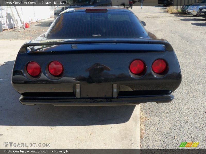 Black / Red 1990 Chevrolet Corvette Coupe