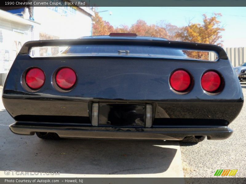 Black / Red 1990 Chevrolet Corvette Coupe
