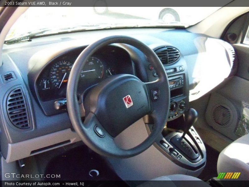 Black / Gray 2003 Saturn VUE AWD