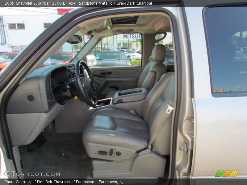 Sandstone Metallic / Gray/Dark Charcoal 2005 Chevrolet Suburban 1500 LT 4x4