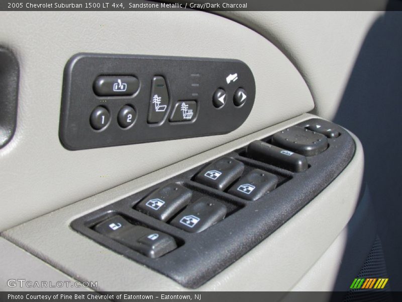Sandstone Metallic / Gray/Dark Charcoal 2005 Chevrolet Suburban 1500 LT 4x4