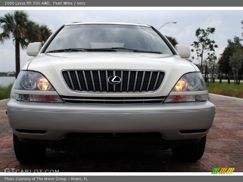 Pearl White / Ivory 2000 Lexus RX 300 AWD
