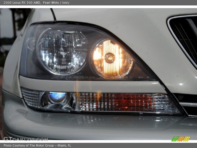Pearl White / Ivory 2000 Lexus RX 300 AWD