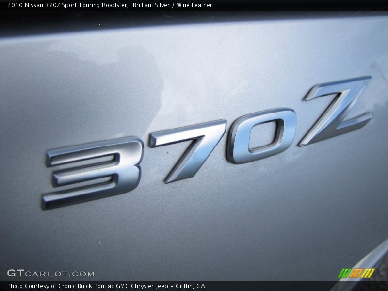  2010 370Z Sport Touring Roadster Logo