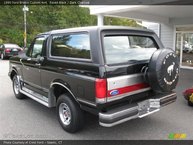 Raven Black / Dark Charcoal 1990 Ford Bronco Custom 4x4