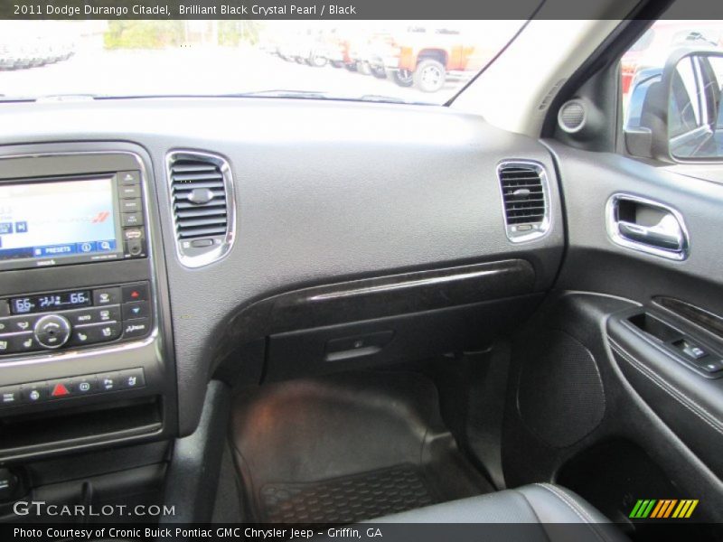 Brilliant Black Crystal Pearl / Black 2011 Dodge Durango Citadel