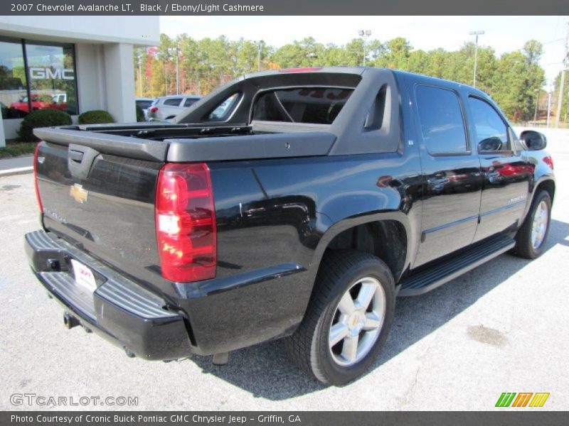 Black / Ebony/Light Cashmere 2007 Chevrolet Avalanche LT