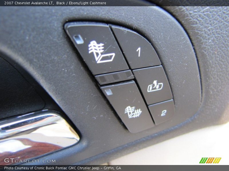 Black / Ebony/Light Cashmere 2007 Chevrolet Avalanche LT