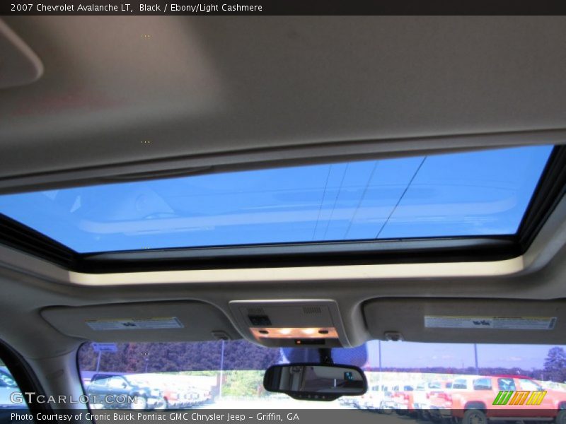Black / Ebony/Light Cashmere 2007 Chevrolet Avalanche LT