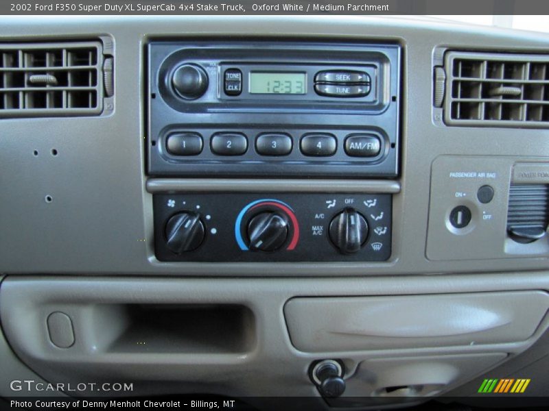 Controls of 2002 F350 Super Duty XL SuperCab 4x4 Stake Truck
